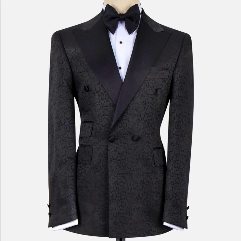 Black Double-Breasted Tux. New!
